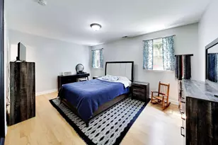 6301 N Talman Ave, Chicago, IL 60659 - Photo 9