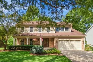 1410 E Eton Dr, Arlington Heights, IL 60004 - Photo 1