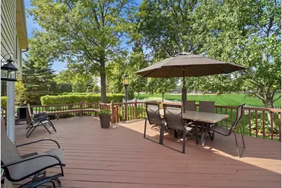 1410 E Eton Drive, Arlington Heights, IL 60004 - Photo 23