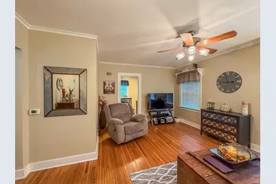 609 S Florence Avenue, Bloomington, IL 61701 - Photo 5