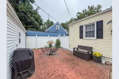 609 S Florence Avenue, Bloomington, IL 61701 - Photo 29