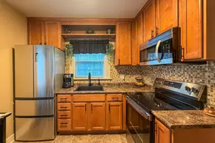 609 S Florence Ave, Bloomington, IL 61701 - Photo 13