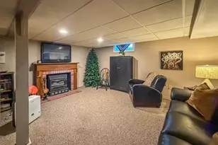 609 S Florence Ave, Bloomington, IL 61701 - Photo 23