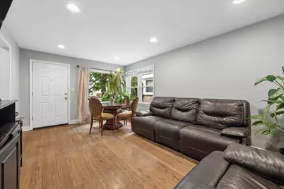 2416 Nathaniel Place, Evanston, IL 60202 - Photo 3