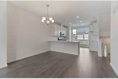 1289 Lakepointe Drive, Schaumburg, IL 60173 - Photo 5