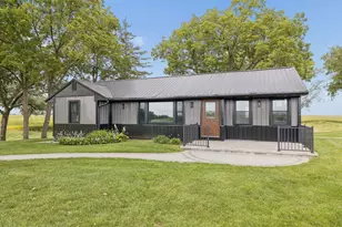 751 N 3150th Rd, Utica, IL 61373 - Photo 45