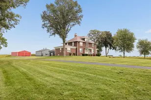 751 N 3150th Rd, Utica, IL 61373 - Photo 11