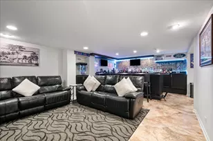 37 Park Ln, Park Ridge, IL 60068 - Photo 29