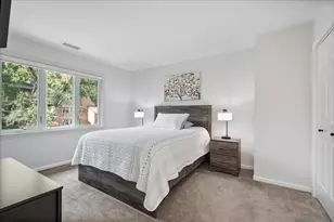 37 Park Ln, Park Ridge, IL 60068 - Photo 25