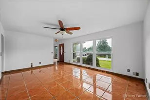 1218 Oakleaf Ave, McHenry, IL 60051 - Photo 5