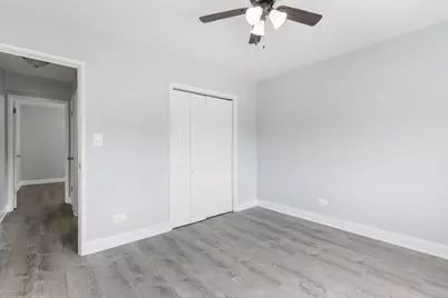 6826 N Ridge Boulevard #204, Chicago, IL 60645 - Photo 9