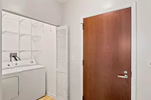 1255 S State St, Chicago, IL 60605 - Photo 13