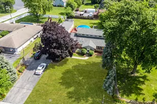 5821 W 127th St, Palos Heights, IL 60463 - Photo 1