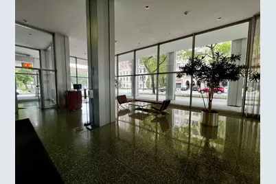2400 N Lakeview Avenue #1007, Chicago, IL 60614 - Photo 3