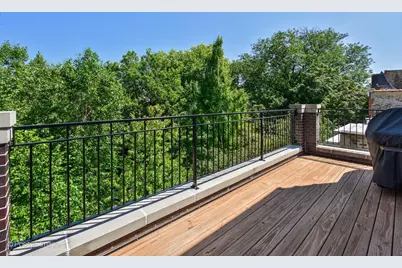 2242 N Seminary Avenue #3, Chicago, IL 60614 - Photo 17