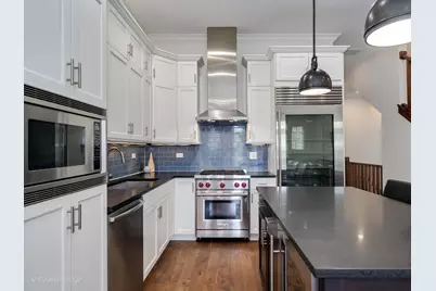 2242 N Seminary Avenue #3, Chicago, IL 60614 - Photo 9