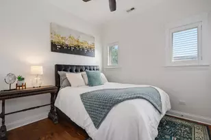 2242 N Seminary Ave, Chicago, IL 60614 - Photo 13