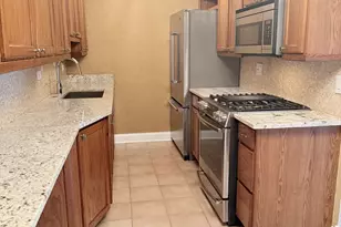 1627 N Windsor Dr, Arlington Heights, IL 60004 - Photo 7