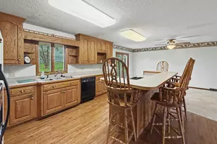 2661 E 900 North Rd, Milford, IL 60953 - Photo 5