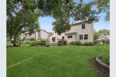 2571 N Douglas Avenue, Arlington Heights, IL 60004 - Photo 23