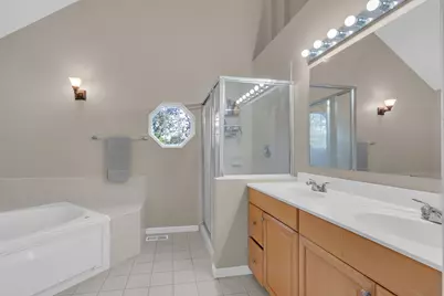 206 Albert Drive, Vernon Hills, IL 60061 - Photo 17