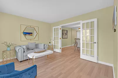 206 Albert Drive, Vernon Hills, IL 60061 - Photo 5