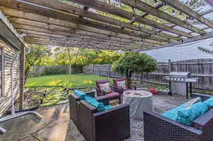 206 Albert Dr, Vernon Hills, IL 60061 - Photo 31