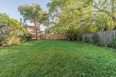 206 Albert Drive, Vernon Hills, IL 60061 - Photo 33