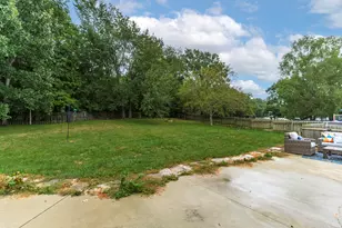 107 N Gadwall Ln, Downs, IL 61736 - Photo 41