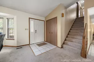 980 Oakland Ln, Aurora, IL 60504 - Photo 3