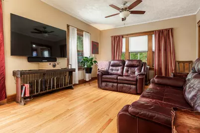 328 Washington Street, Rockford, IL 61104 - Photo 11