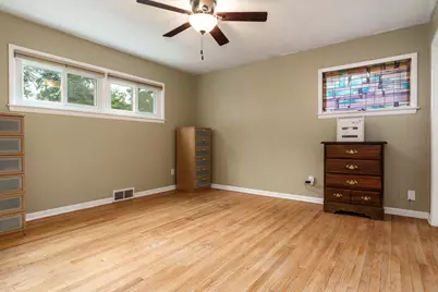 328 Washington Street, Rockford, IL 61104 - Photo 15