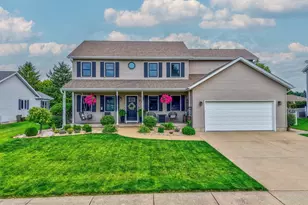 812 Kimberly Ln, Ottawa, IL 61350 - Photo 1