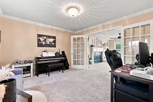 1521 Broadmoor, Mattoon, IL 61938 - Photo 5