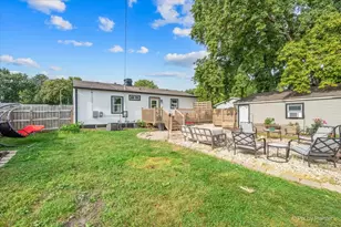 1625 Sunrise Dr, Dekalb, IL 60115 - Photo 9