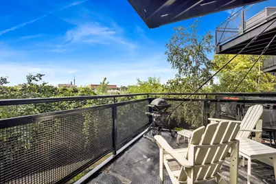 1071 W 15th Street #214, Chicago, IL 60608 - Photo 17