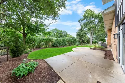 558 E Park Avenue, Elmhurst, IL 60126 - Photo 33