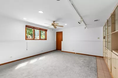 558 E Park Avenue, Elmhurst, IL 60126 - Photo 15