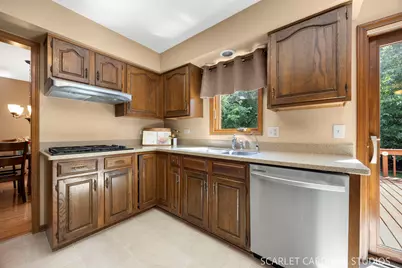519 Calduto Circle, Villa Park, IL 60181 - Photo 13