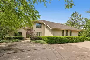 1191 Hunters Ln, Libertyville, IL 60048 - Photo 3