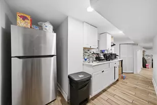 856 N Waller Ave, Chicago, IL 60651 - Photo 33
