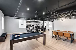 7389 N Damen Ave, Chicago, IL 60645 - Photo 13