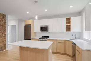 7389 N Damen Ave, Chicago, IL 60645 - Photo 5