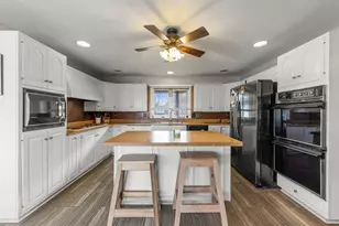 10501 Cindy Jo Ave, Huntley, IL 60142 - Photo 11