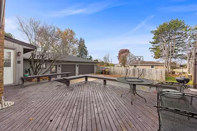 10501 Cindy Jo Avenue, Huntley, IL 60142 - Photo 5