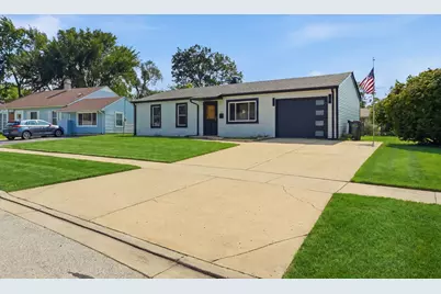 916 Mulberry Lane, Streamwood, IL 60107 - Photo 1