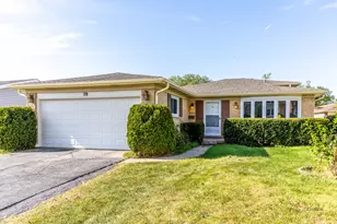70 Dover Dr, Des Plaines, IL 60018 - Photo 1