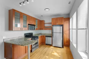 7526 N Seeley Ave, Chicago, IL 60645 - Photo 5