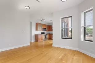 7526 N Seeley Ave, Chicago, IL 60645 - Photo 3