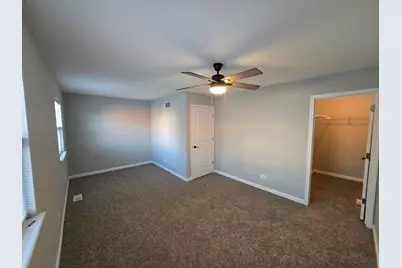 6941 S Cornell Avenue, Chicago, IL 60649 - Photo 11